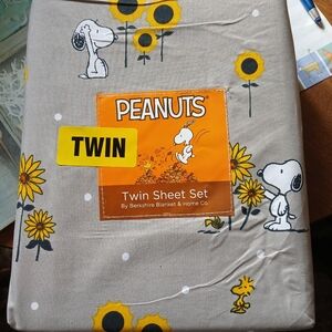 New Peanuts Snoopy Sunflower Twin Sheet Set Sunflower Fall Summer Berkshire